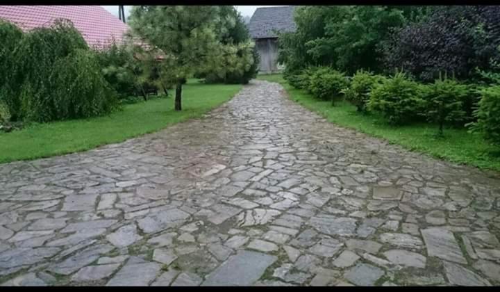 Agroturystyka W Ogrodach Санок Екстериор снимка